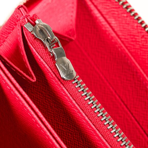 Louis Vuitton Pink Zippy Epi Leather Wallet - Picture 9 of 11